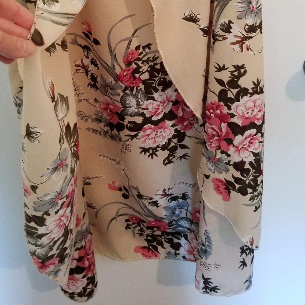 Sundress - Picture 4 of 7
